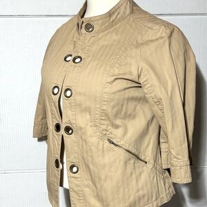 Dressbarn Size 14/16 Tan Cotton 3/4 Sleeve Jacket, Eyelet closure, 2 zip pockets